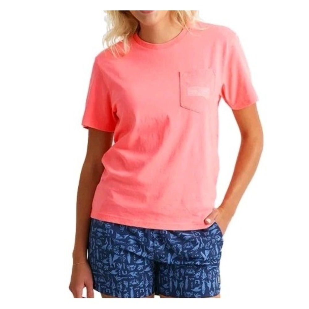 HUK Women's Pink Short‎ Sleeve Mineral Wash Pocket Tee, Fishing T-Shirt Small